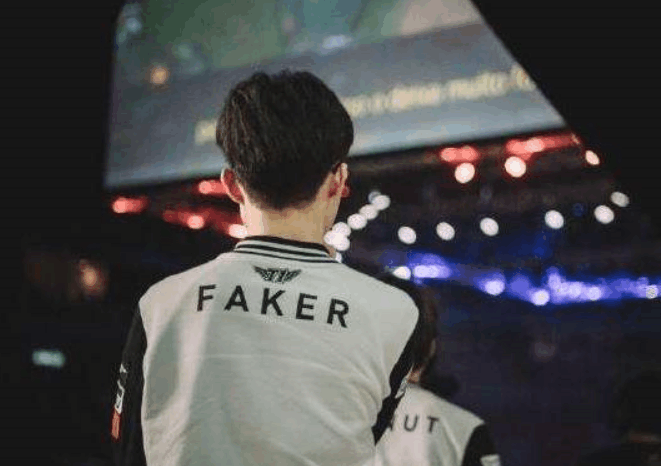 BLG被LPL惩罚？周末黄金档和TT同一档