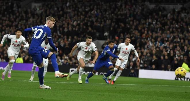 尤文主场战卡利亚里大名单，伊尔迪兹领衔，加蒂回归（尤文公布主场迎战卡利亚里名单：伊尔迪兹领衔，加蒂复出）