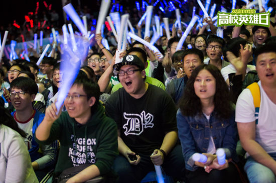 TES赛后群访：说要玩蛇女是逗逗弹幕，不会有人当真了吧