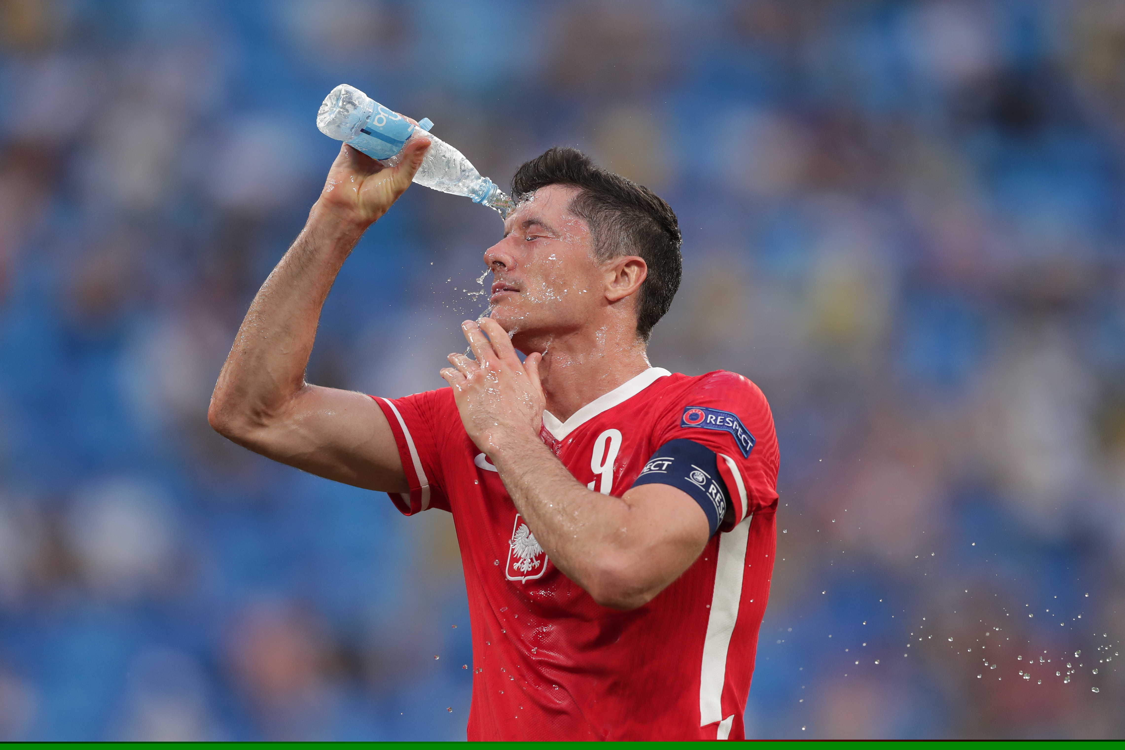 神户主帅：申花球员个人能力非常突出，反击和高球都很有威胁（神户主帅：申花球员个人能力出众，反击与高空球威胁十足）